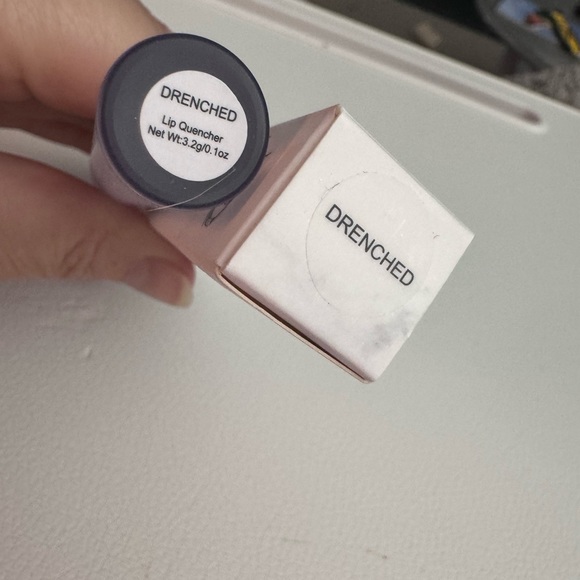 NEW Give Them Lala lip quencher gloss - Picture 4 of 6